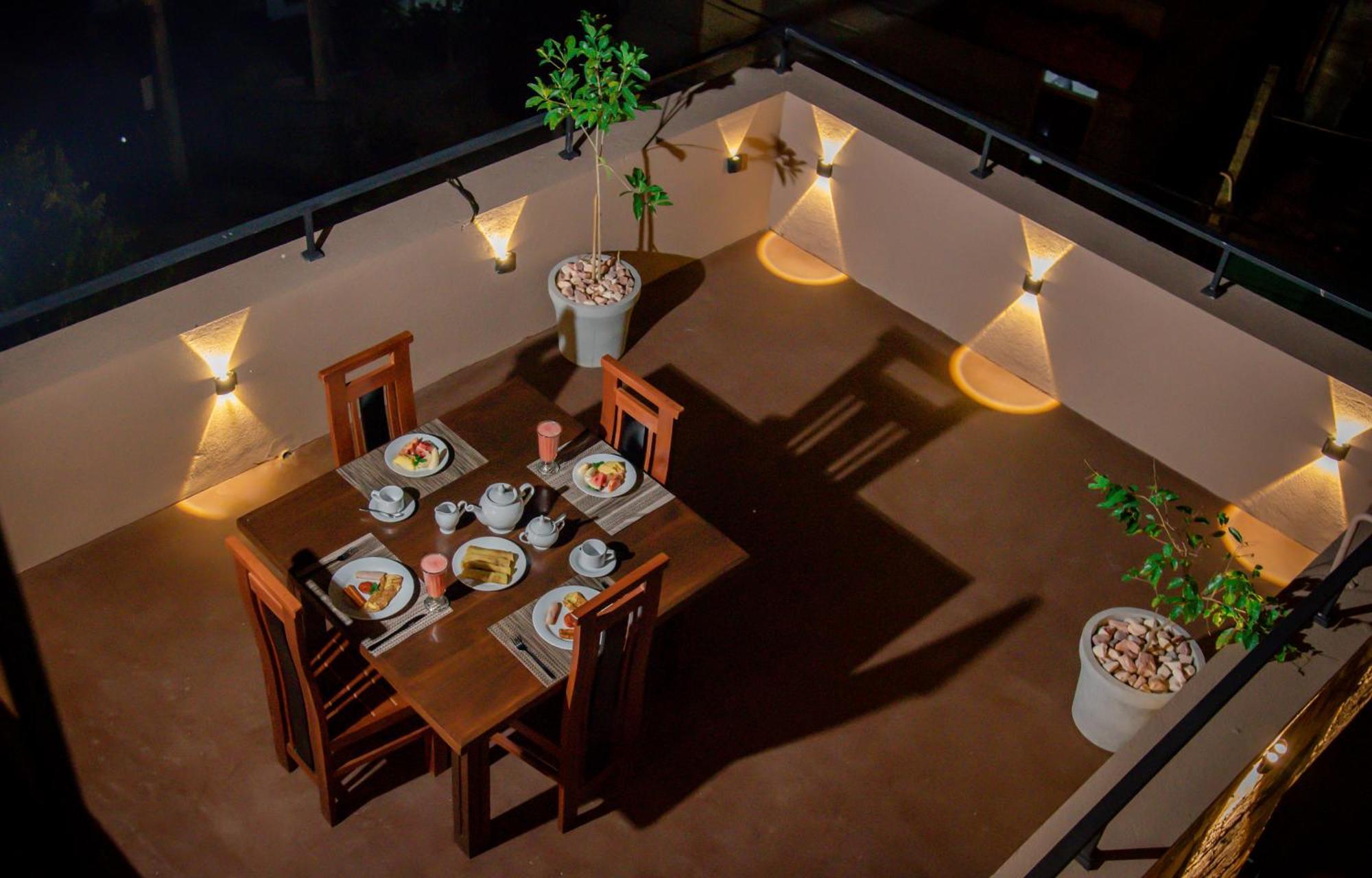 Ever Breeze Ella Hotel ภายนอก รูปภาพ