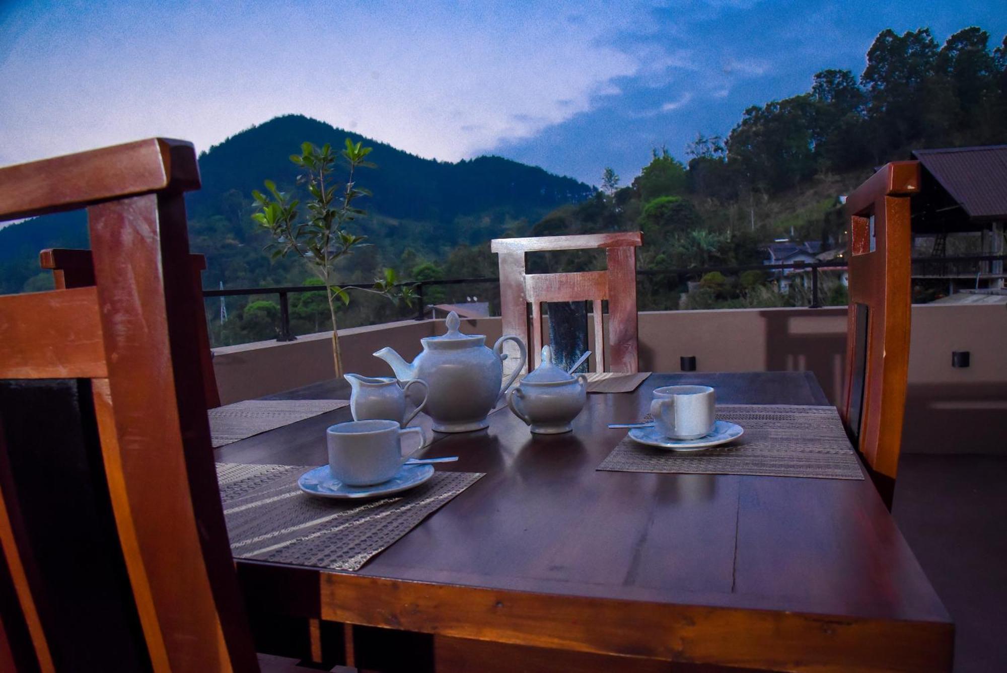 Ever Breeze Ella Hotel ภายนอก รูปภาพ